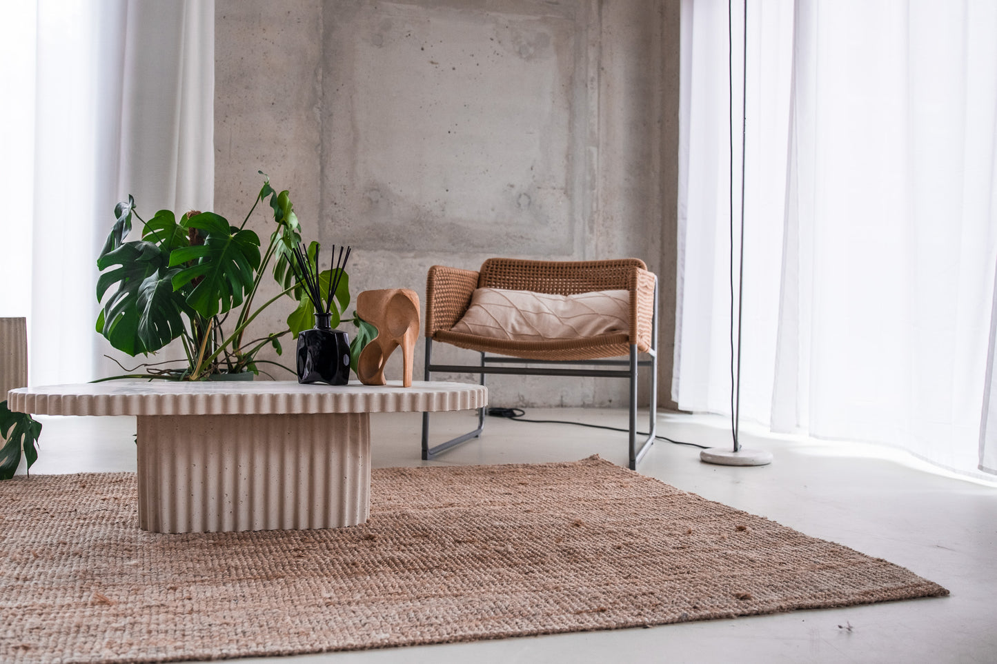 Stilí coffee table S | Ivory